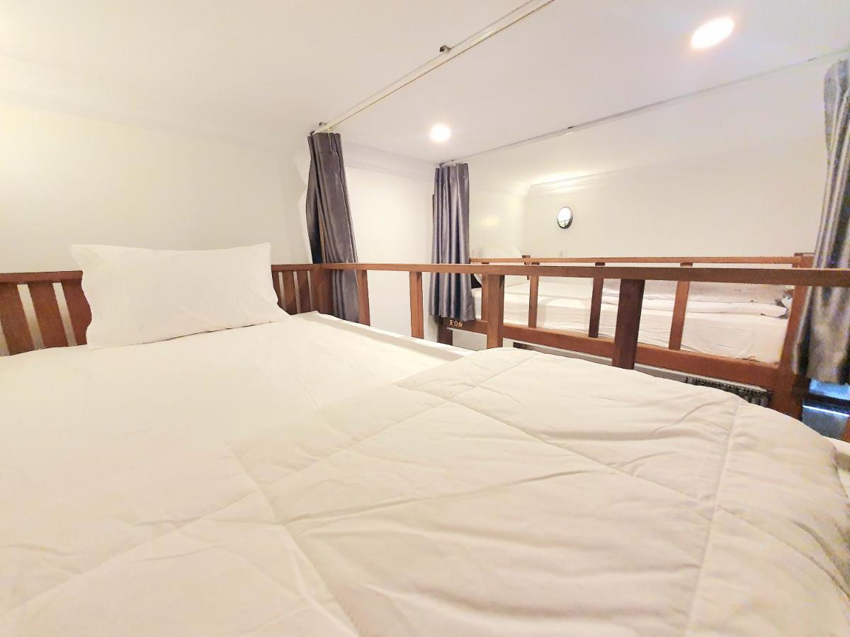 Darling Pub Hostel Сиемрип Экстерьер фото