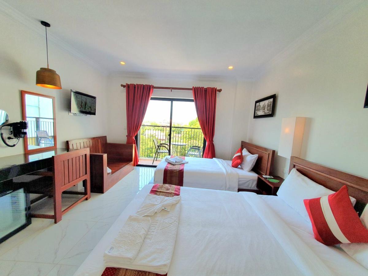 Darling Pub Hostel Сиемрип Экстерьер фото