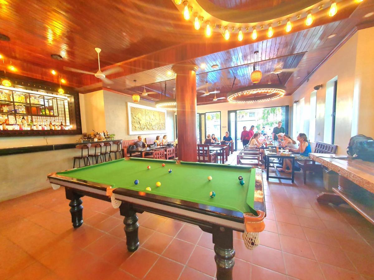 Darling Pub Hostel Сиемрип Экстерьер фото